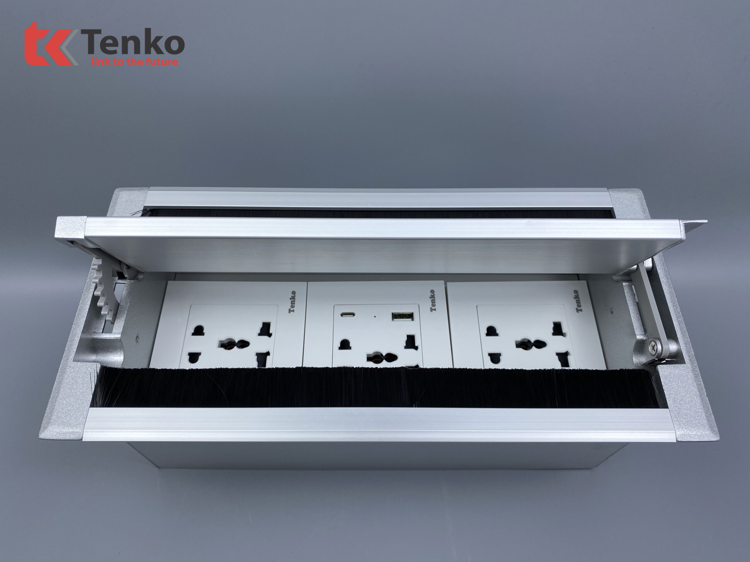 Hộp &Acirc;m B&agrave;n 3 Module Mở Nắp 2 Chiều TK-HC3S-02 Bạc
