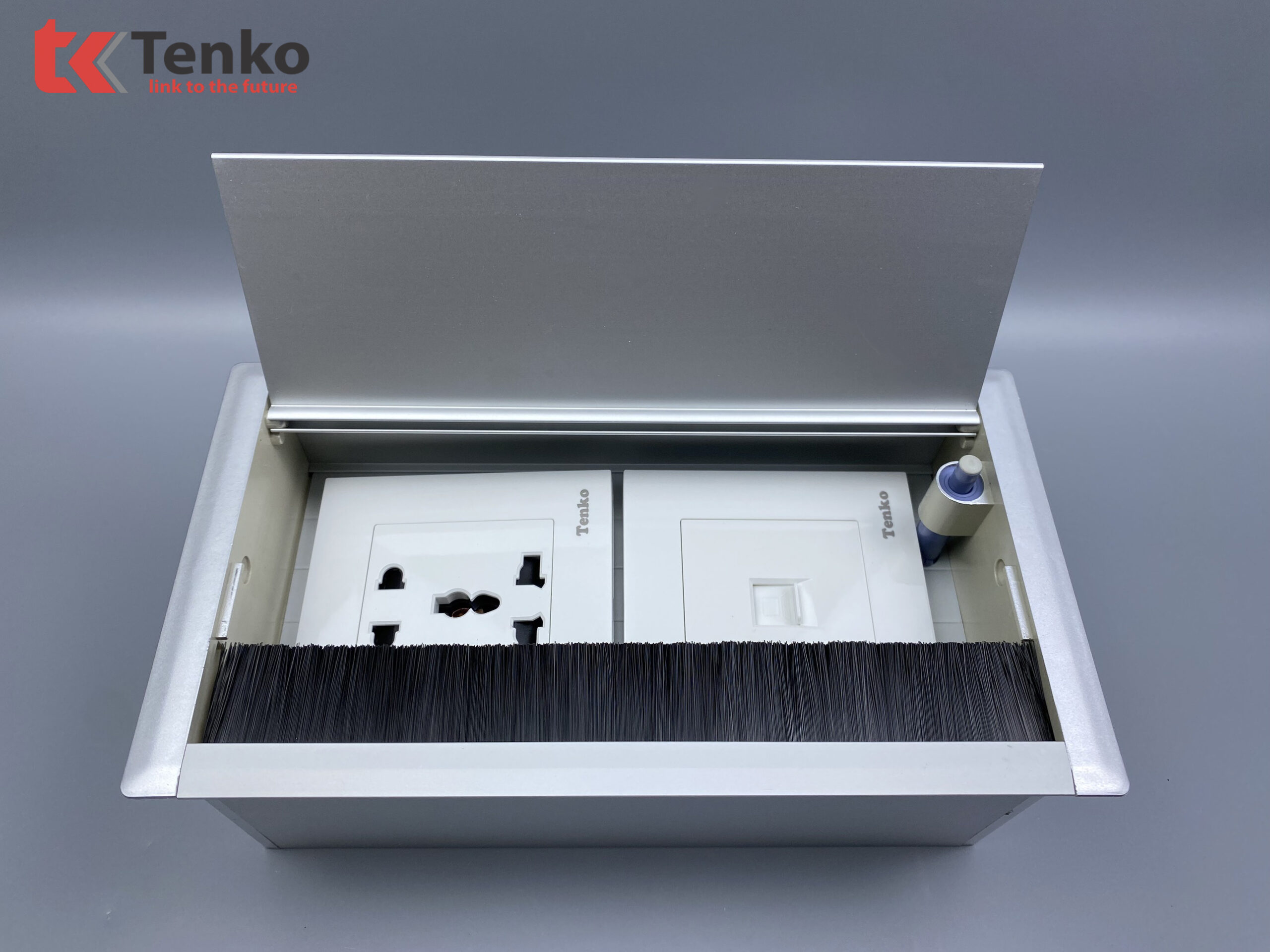 Hộp Điện Nhôm Âm Bàn Tenko TK-AB2S-04 Màu Bạc
