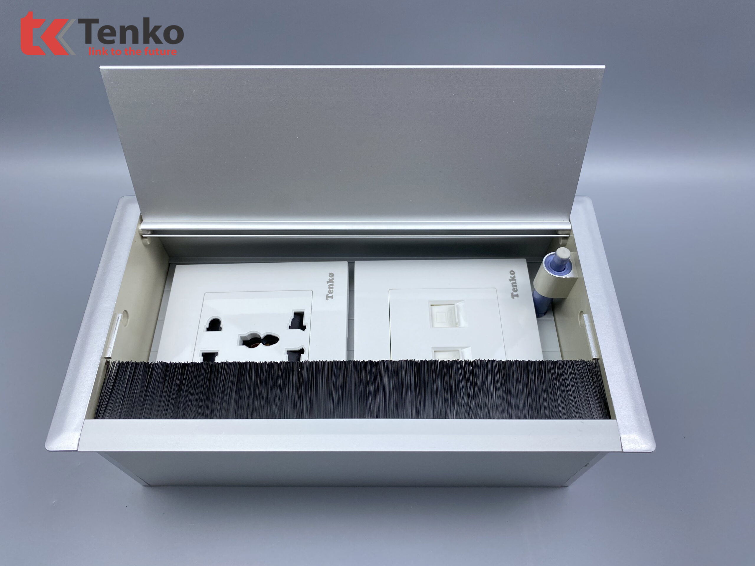 Hộp Điện Nhôm Âm Bàn Tenko TK-AB2S-05 Màu Bạc