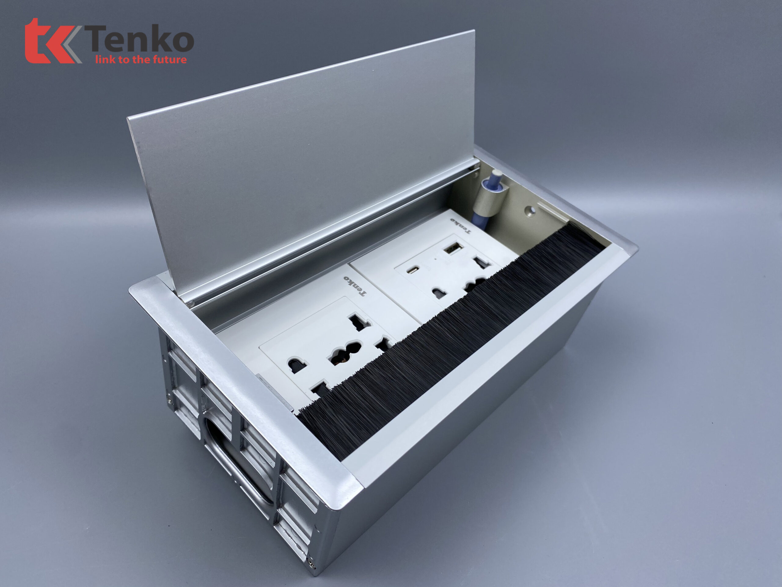 Hộp Điện Nhôm Âm Bàn Tenko TK-AB2S-02 Màu Bạc