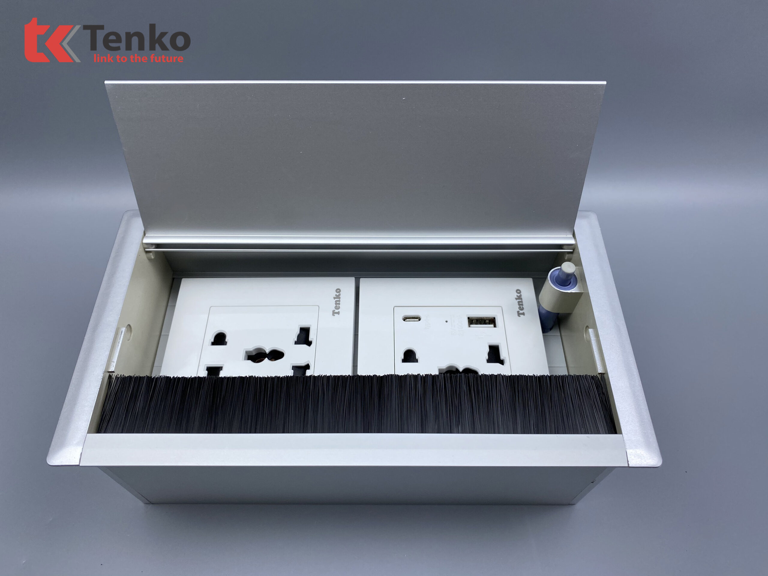 Hộp Điện Nhôm Âm Bàn Tenko TK-AB2S-02 Màu Bạc