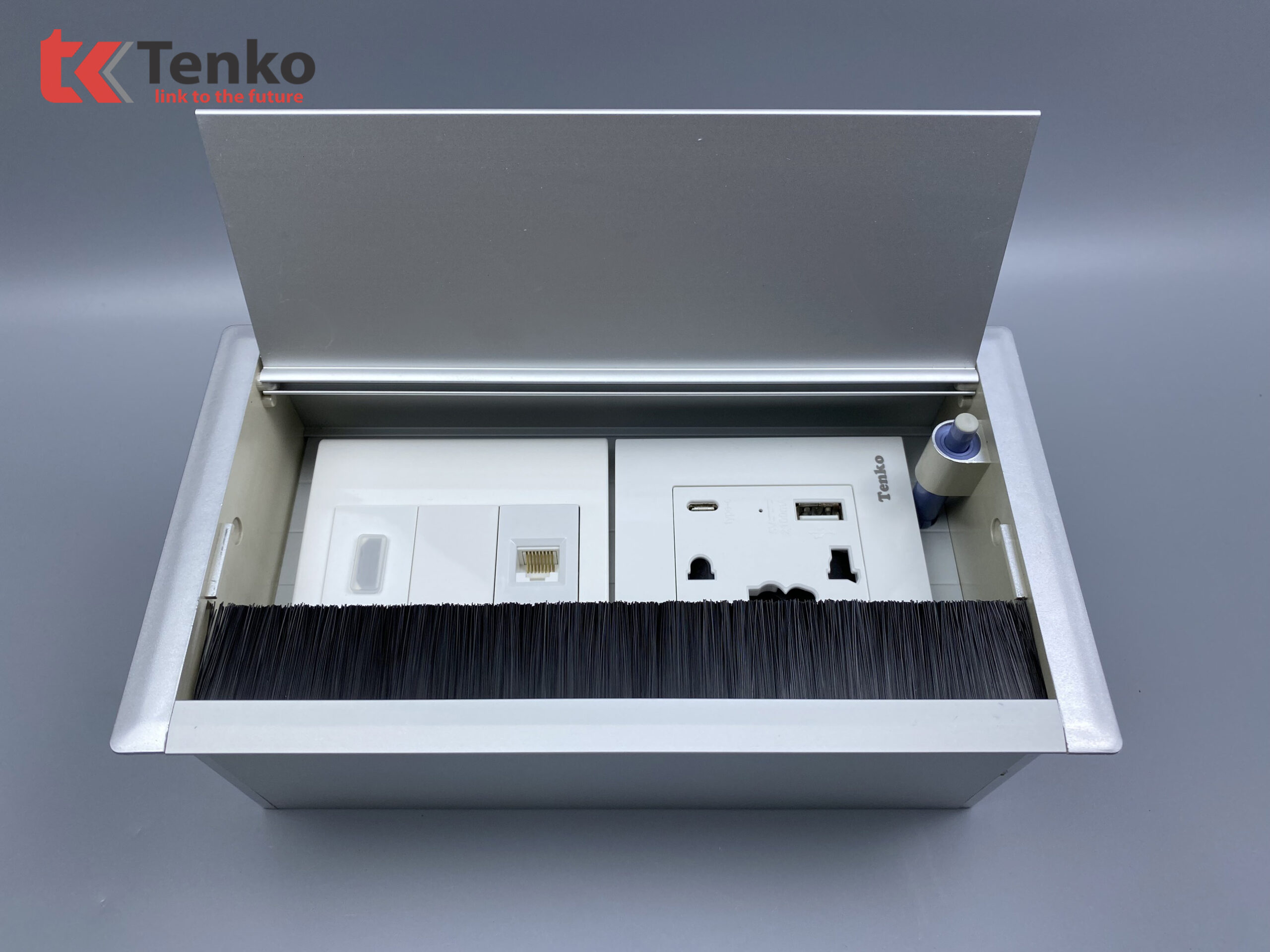 Hộp Điện Nhôm Âm Bàn Tenko TK-AB2S-08 Màu Bạc