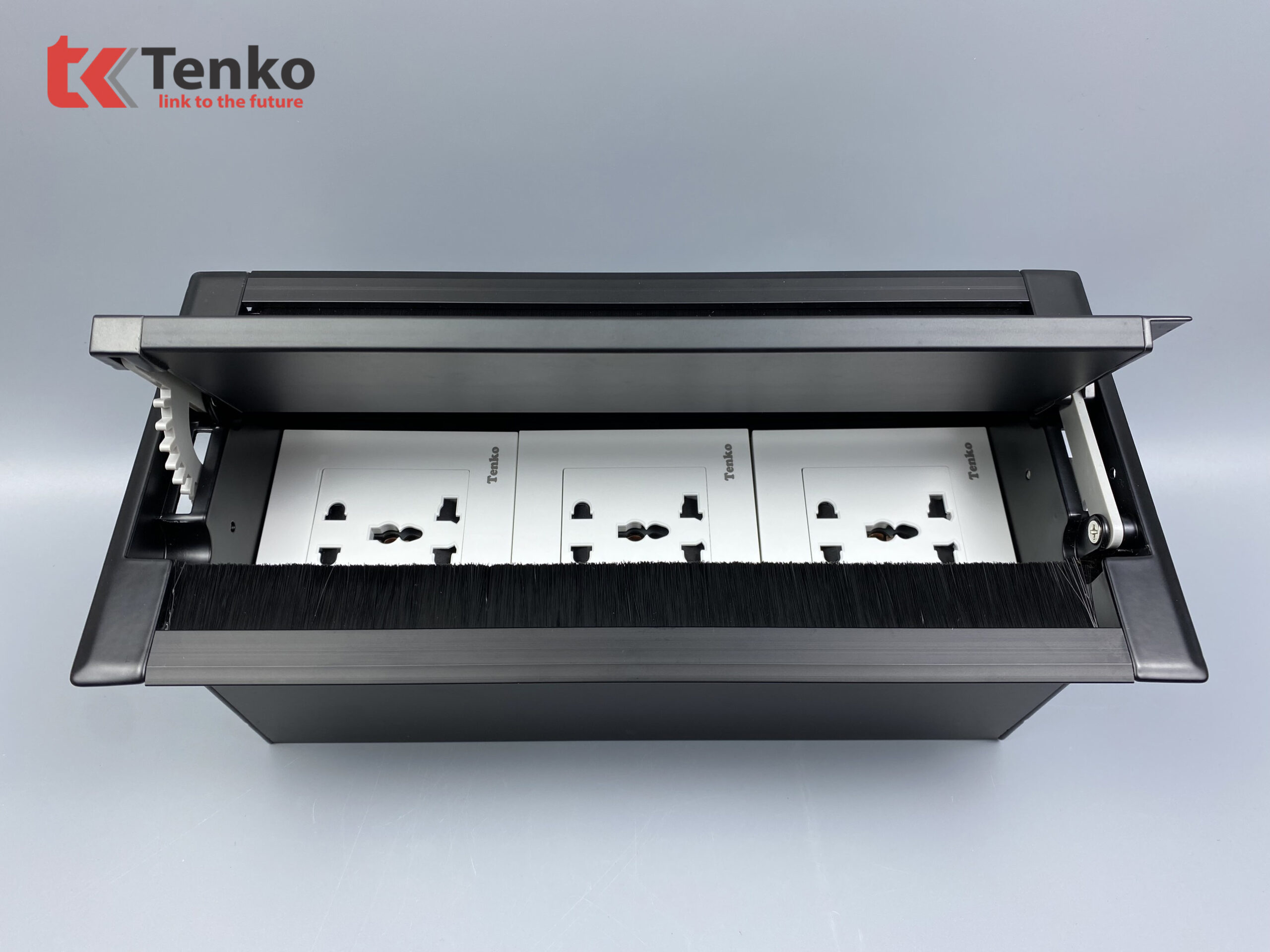 Hộp &Acirc;m B&agrave;n 3 Module Bật Nắp 2 Chiều TK-HC3S-01 Đen