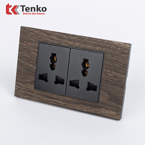 Ổ Cắm Đôi 3 Chấu Mặt Vân Gỗ TK-C6A-050