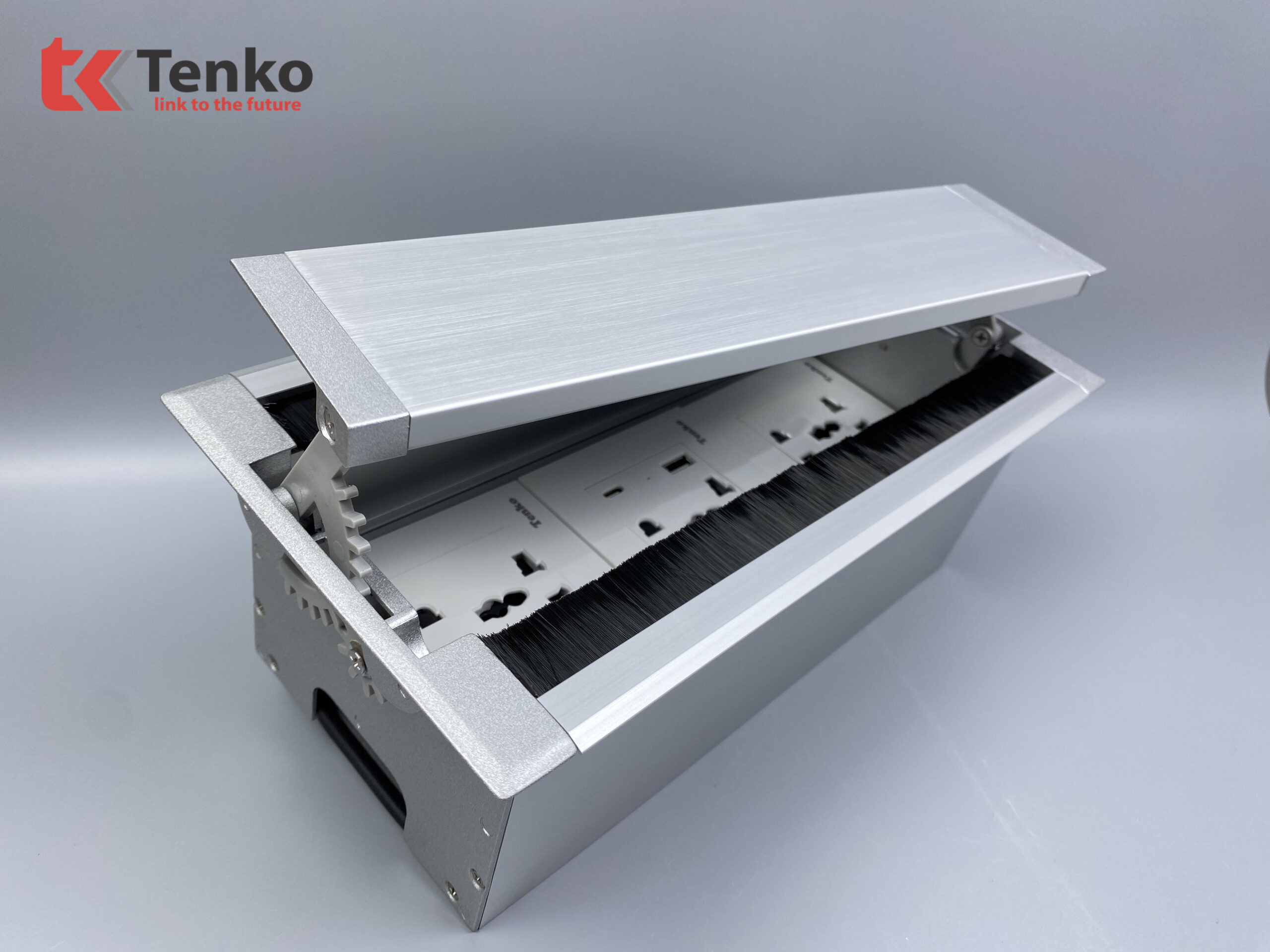 Hộp &Acirc;m B&agrave;n 3 Module Mở Nắp 2 Chiều TK-HC3S-02 Bạc