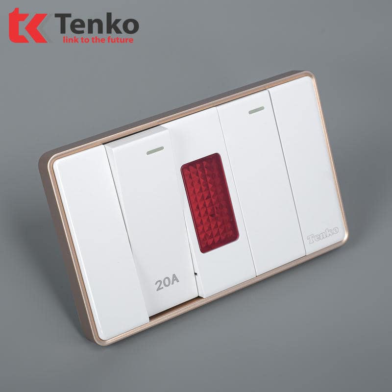 Bộ Công Tắc 20A Tràn Viền C1-081 Trắng Viền Vàng