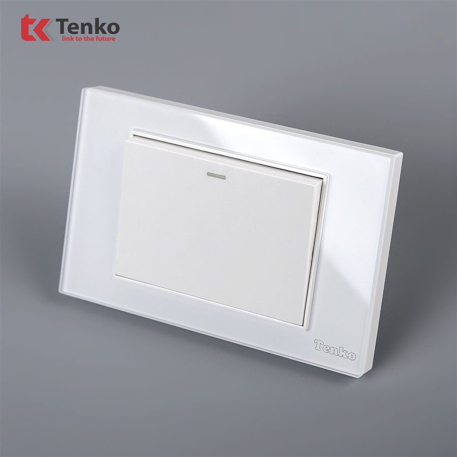 Công Tắc 1 Nút Mặt Kính Cường Lực C18-01 Trắng