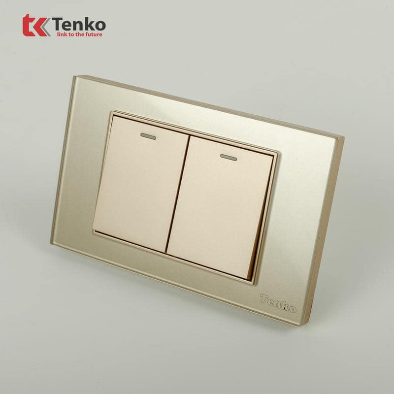 Công Tắc 2 Nút Mặt Kính Cường Lực C18-02 Vàng
