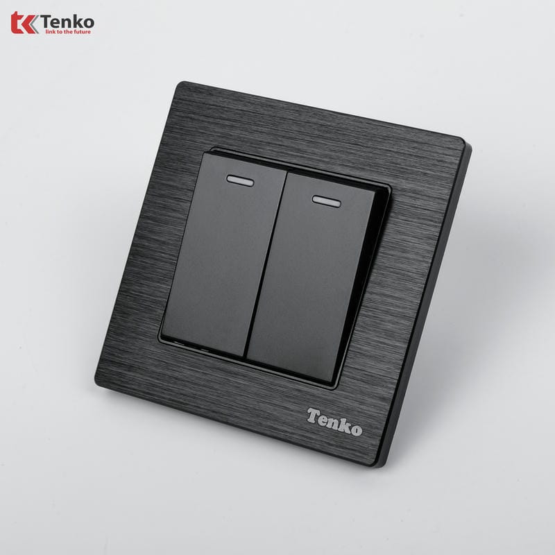 Công Tắc 2 Nút Mặt Vân Hợp Kim F71B-02 Đen Xước