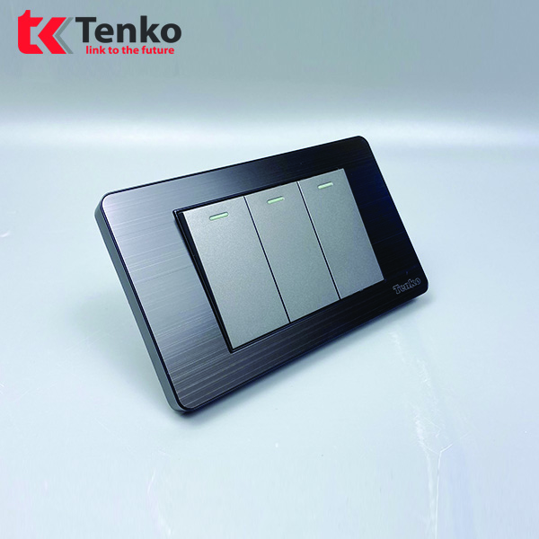 Công Tắc 3 Nút Mặt Hợp Kim Chính hãng TK-C7G-03