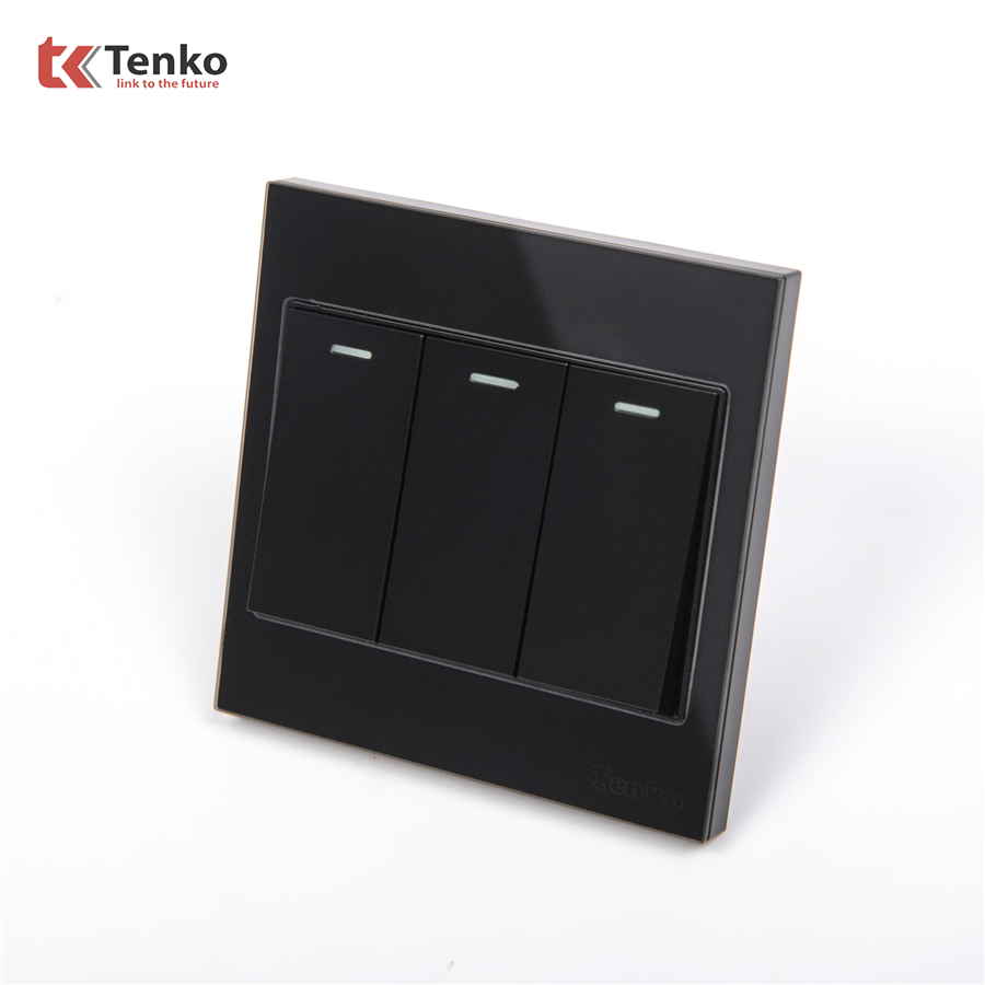 Công Tắc 3 Nút Mặt Kính Cường Lực TK-V18-03 Đen