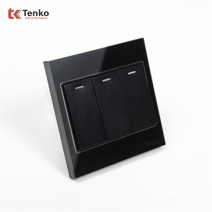 Công Tắc 3 Nút Mặt Kính Cường Lực TK-V18-03 Đen