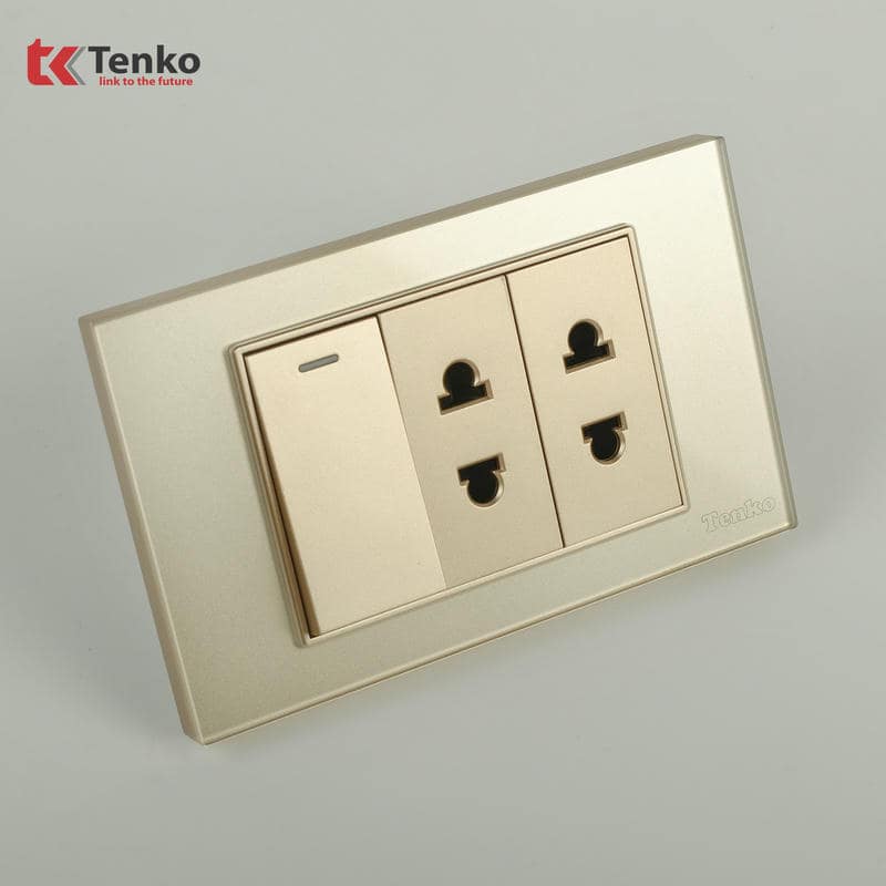 Công Tắc Ổ Cắm Mặt Kính Cường Lực C18-025 Vàng