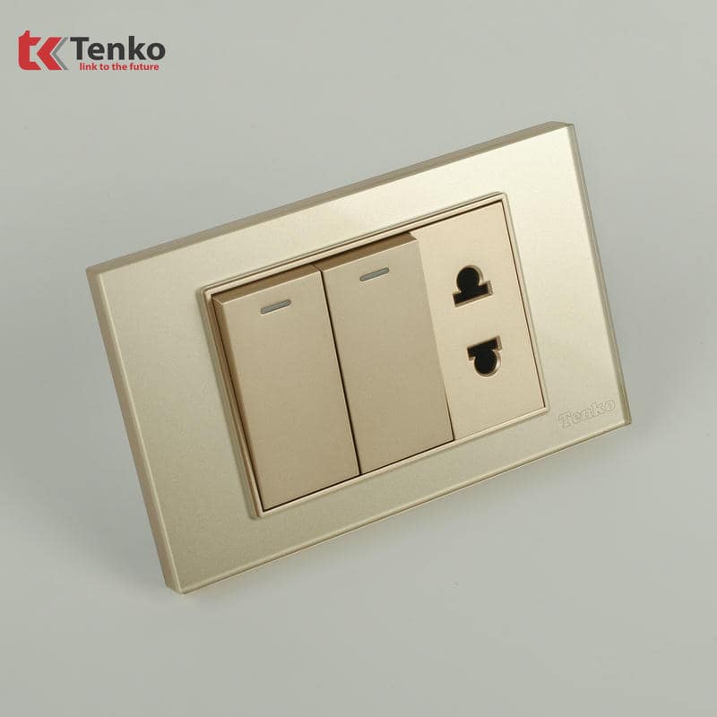 Công Tắc Ổ Cắm Mặt Kính Cường Lực C18-027 Vàng