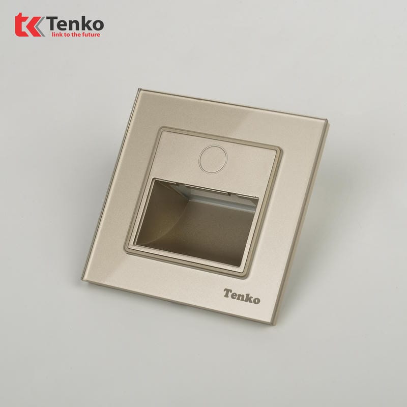 Đèn LED Âm Tường Mặt Kính Cường Lực F71D-93 Vàng
