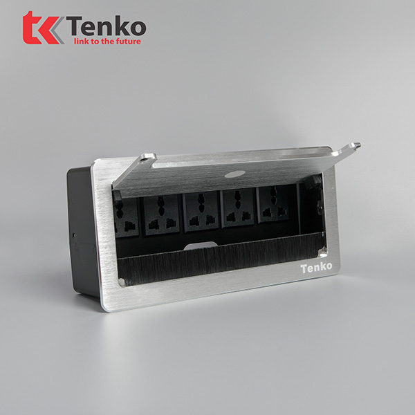Hộp Ổ Cắm Điện Âm Bàn Tenko TK-N05-01 Màu Bạc