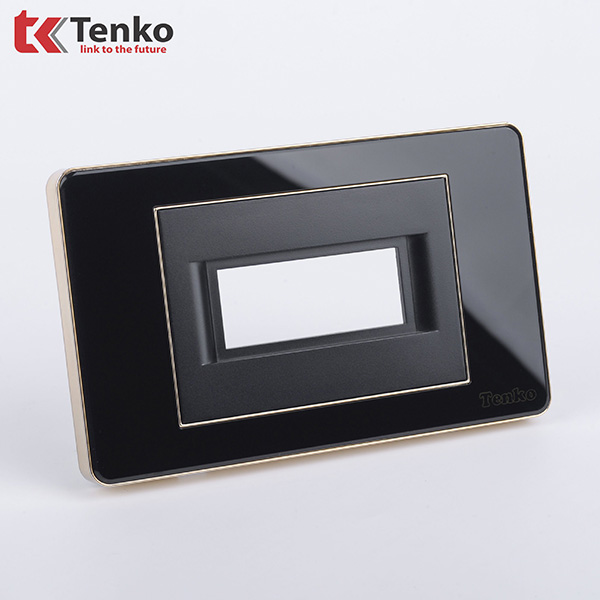 Mặt át đơn+Gông mặt nhựa đen viền vàng TTK-C26-A-A