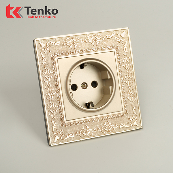 Ổ Cắm Chìm Chuẩn Đức Mặt Tân Cổ Điển F88-20