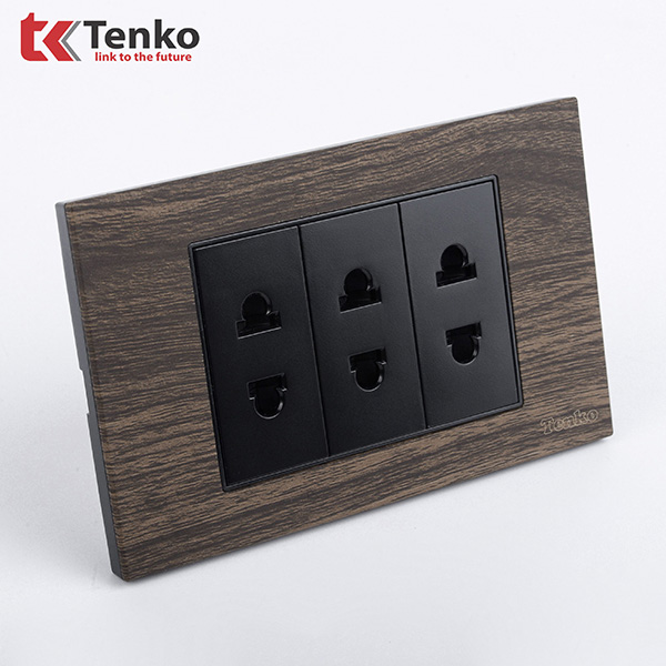 Ổ Cắm Điện Âm Tường TK-C6A-020 Mặt Vân Gỗ