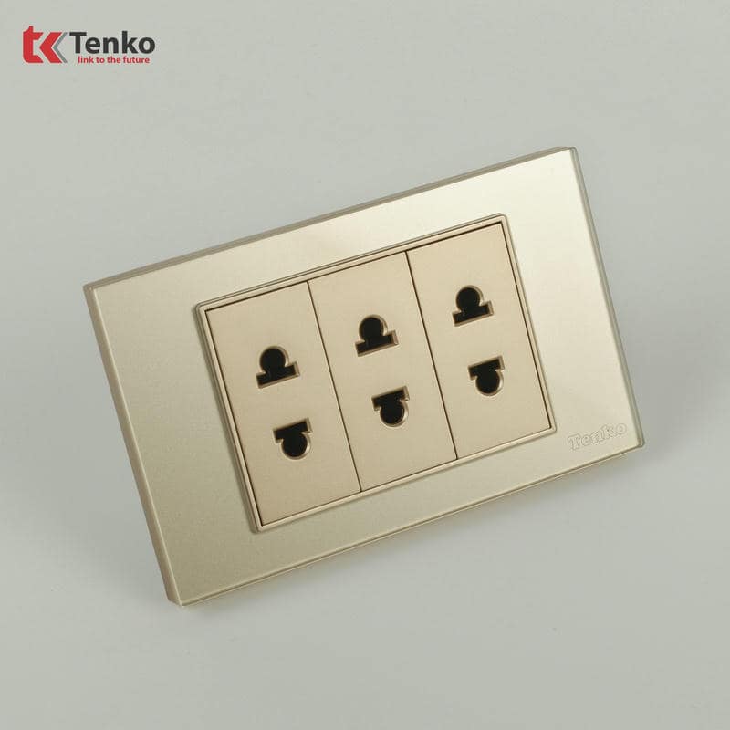 Ổ Cắm Điện Mặt Kính Cường Lực C18-020 Vàng