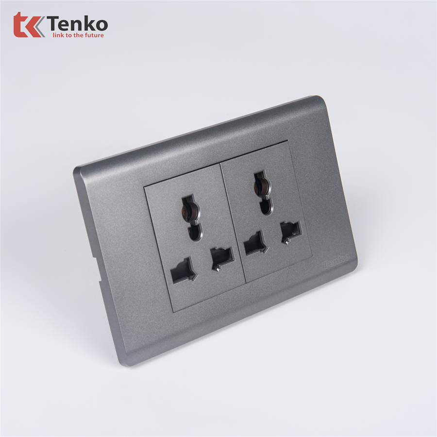 Ổ Cắm Đôi 3 Chấu Chống Cháy C25-050 Mặt Nhựa PC