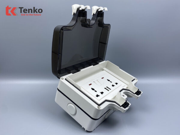 Ổ Cắm Đôi 3 Chấu Có USB Chống Nước TK-IP66-CN02