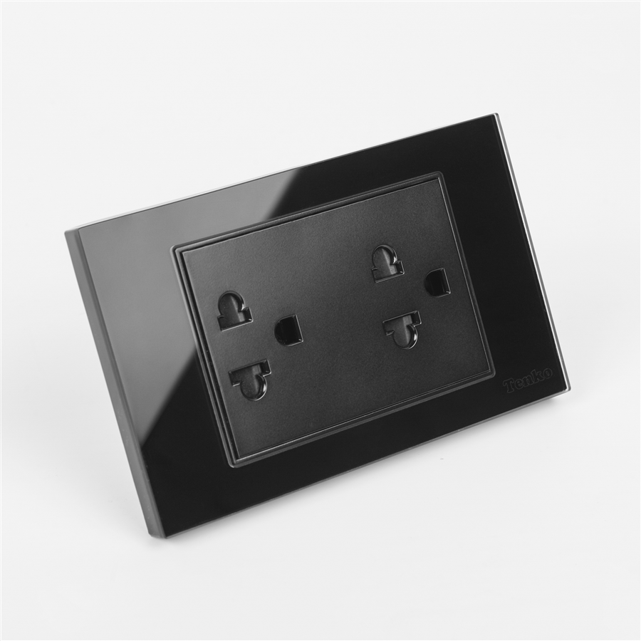 Ổ Cắm Đôi 3 Chấu Mặt Kính Cường Lực C18-044 Đen