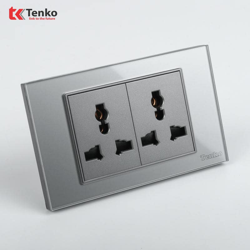 Ổ Cắm Đôi 3 Chấu Mặt Kính Cường Lực C18-050 Xám