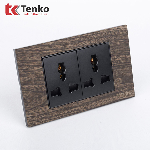 Ổ Cắm Đôi 3 Chấu Mặt Vân Gỗ TK-C6A-050
