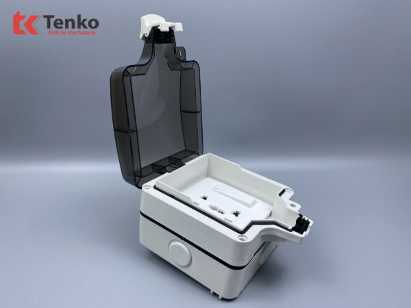 Ổ Cắm Kèm Công Tắc Chống Nước Tenko TK-IP66-09