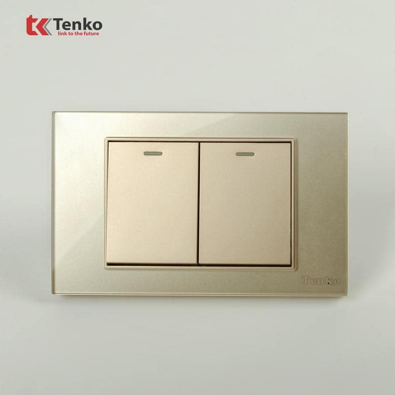 Công Tắc 2 Nút Mặt Kính Cường Lực C18-02 Vàng
