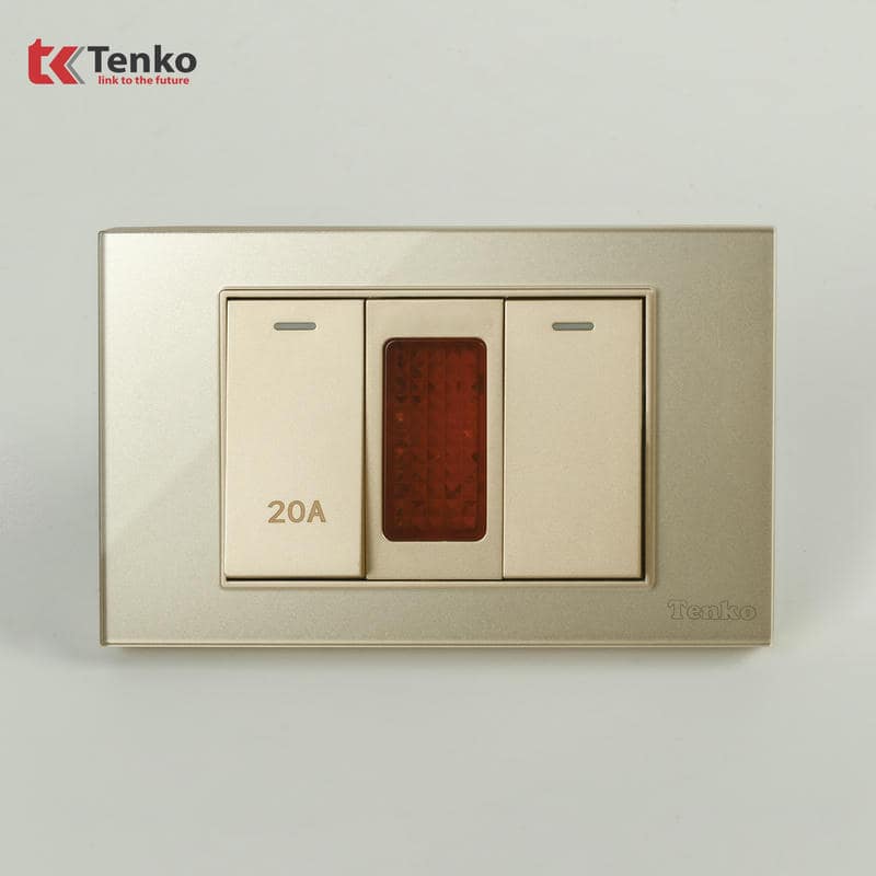 Bộ Công Tắc 20A Mặt Kính Cường Lực C18-081 Vàng