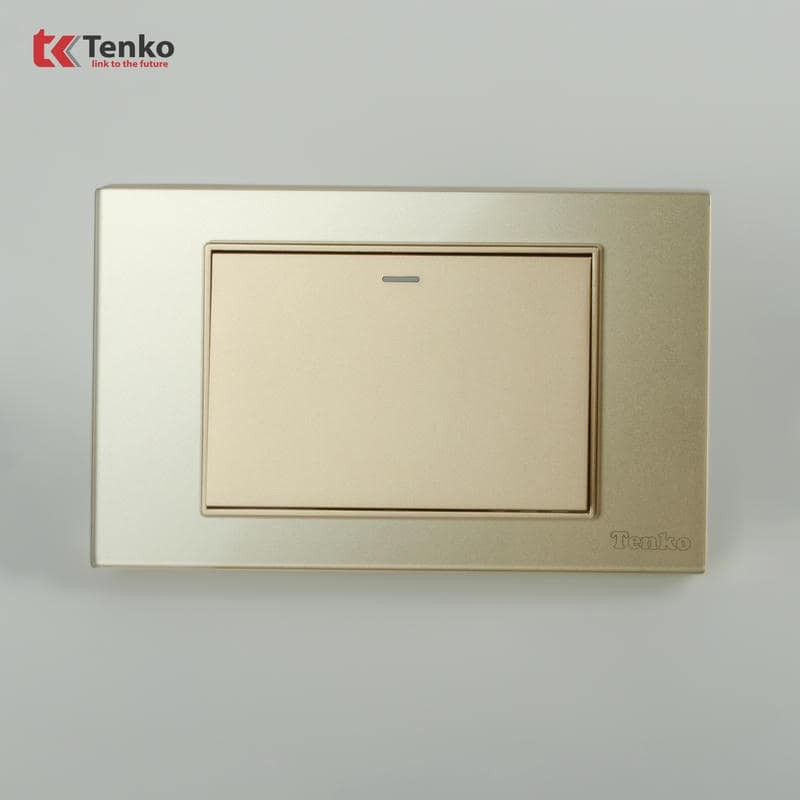 Công Tắc 1 Nút Mặt Kính Cường Lực C18-01 Vàng
