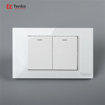 Công Tắc 2 Nút Mặt Kính Cường Lực C18-02 Trắng