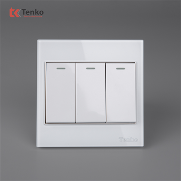 Công Tắc 3 Nút Mặt Kính Cường Lực TK-V18-03 Trắng