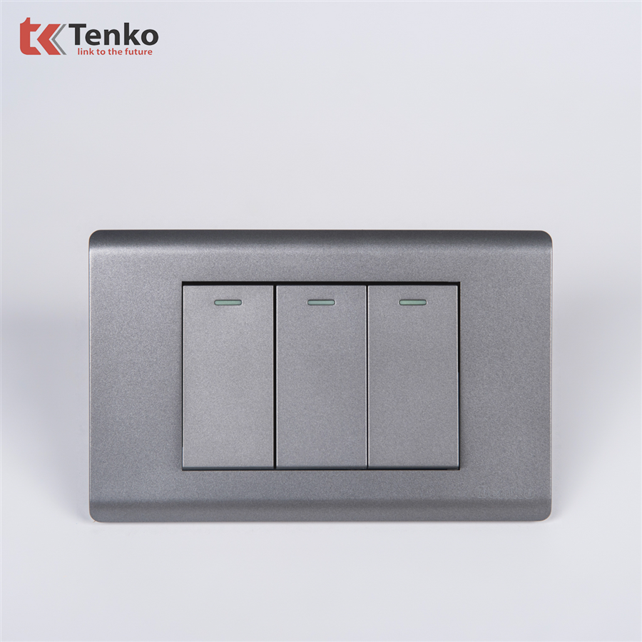 Công Tắc 3 Nút Mặt Nhựa PC Xám TENKO TK-C25-03