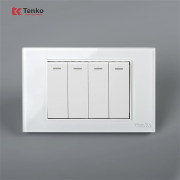 Công Tắc 4 Nút Mặt Kính Cường Lực C18-04 Trắng