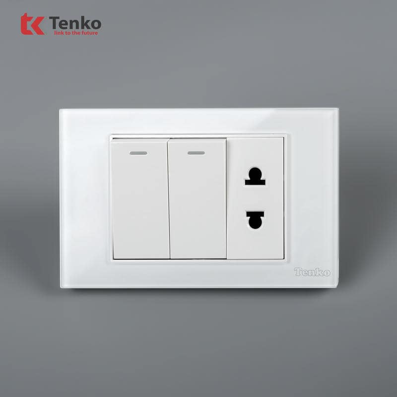 Công Tắc Ổ Cắm Mặt Kính Cường Lực C18-027 Trắng