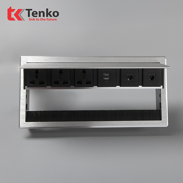 Nắp Ổ Cắm Điện Âm Bàn Tích Hợp Mạng LAN TK-N06-01
