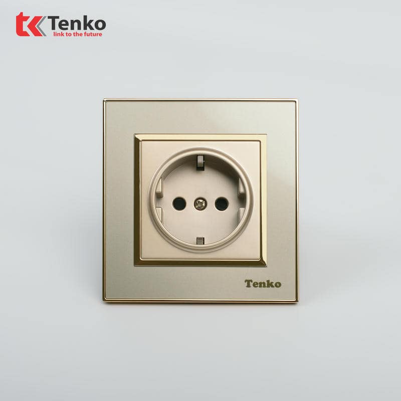 Ổ Cắm Chìm Chuẩn Đức Mặt Nhựa Cao Cấp F66-20 Vàng