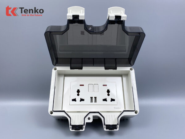 Ổ Cắm Đôi 3 Chấu Có USB Chống Nước TK-IP66-CN02