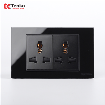 Ổ Cắm Đôi 3 Chấu Mặt Kính Cường Lực C18-050 Đen