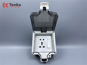 Ổ Cắm Kèm Công Tắc Chống Nước Tenko TK-IP66-09