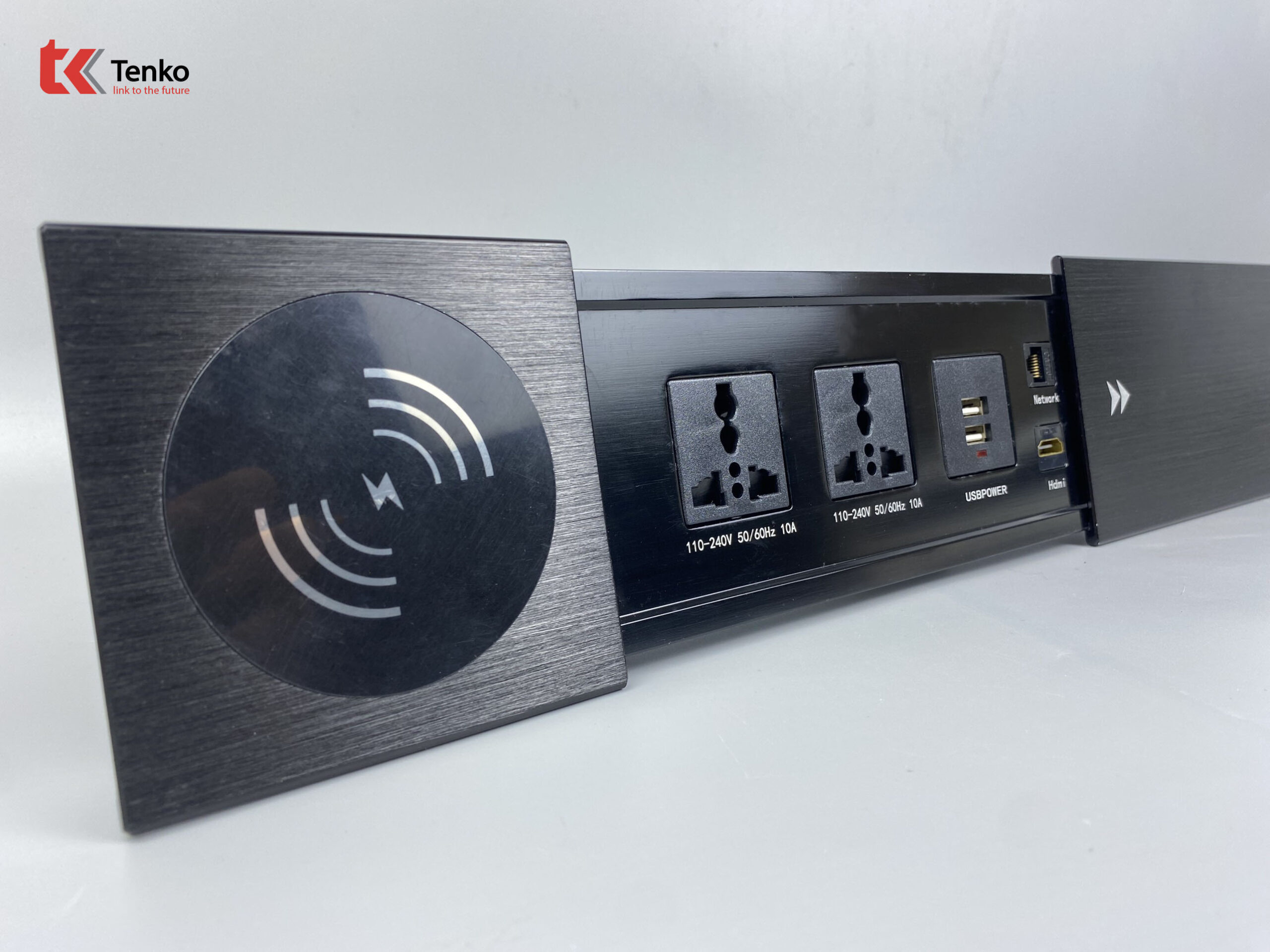 Hộp Điện Âm Bàn TK-BT01 Nắp Trượt Sạc Không Dây