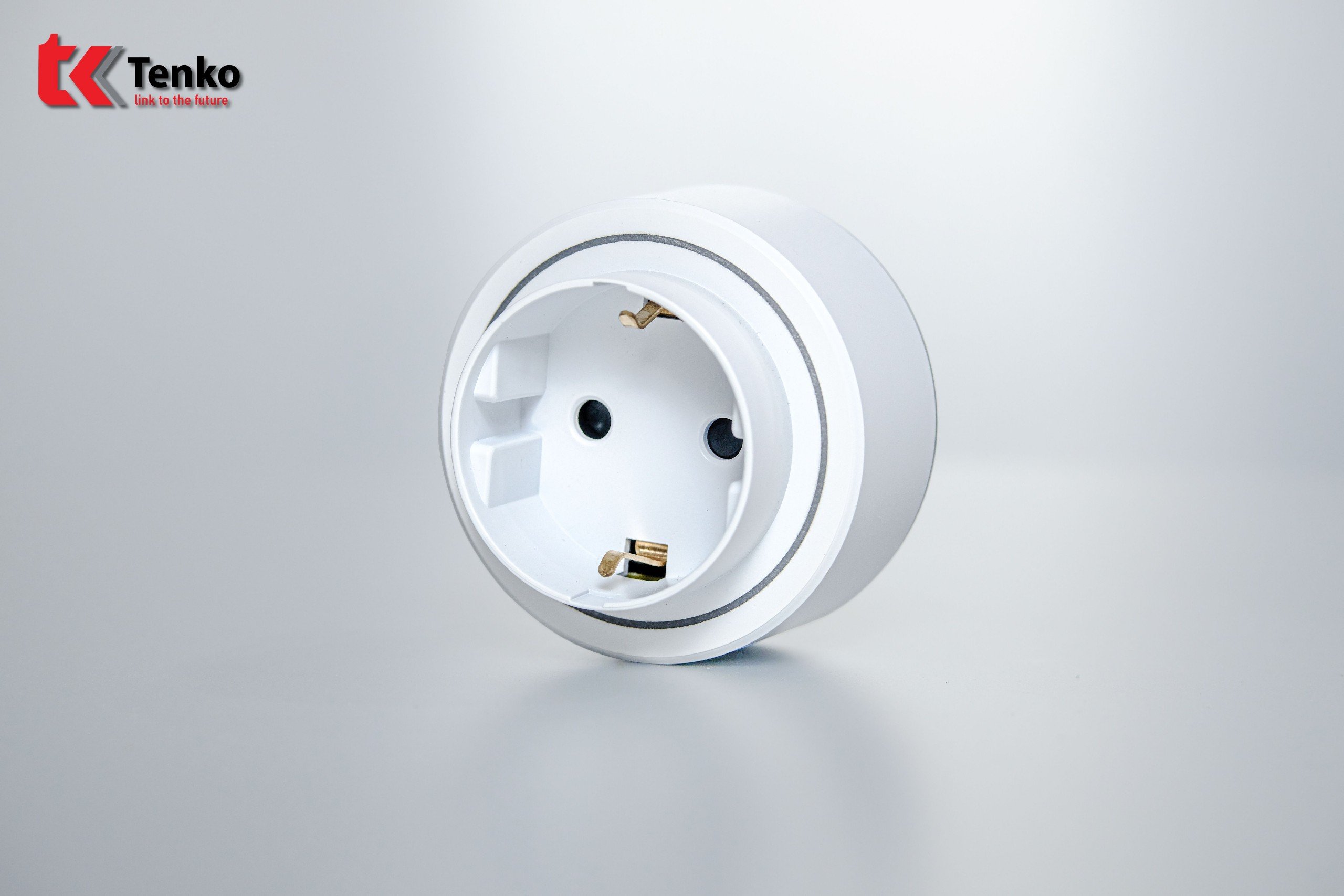 Ổ Cắm Chuẩn Đức Schuko Tenko TK-R29-Trắng